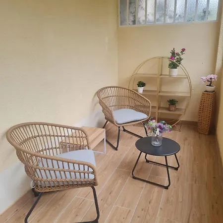 - Val D Europe - Vallee Village - Village Nature - Parc Asterix Apartment Carnetin